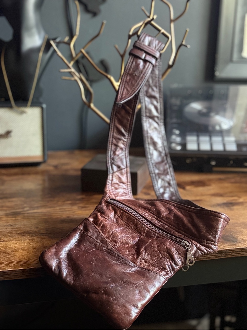Vintage Brown Leather Crossbody Sling Bag